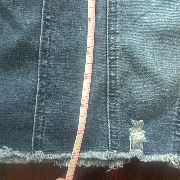 Joe’s Jeans Girls size 12 cutoff denim jean skirt - Picture 12 of 12